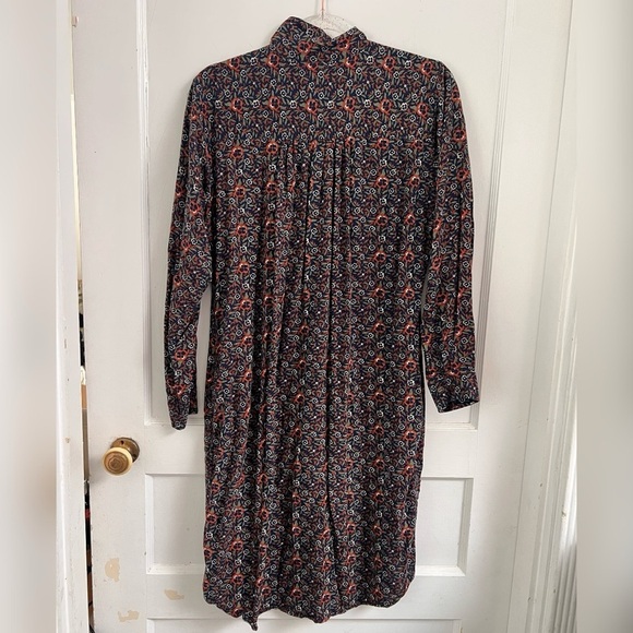 BRIDGE & BURN
EMERY DRESS - DARK FLORAL
$138.00 Size M - Picture 4 of 6